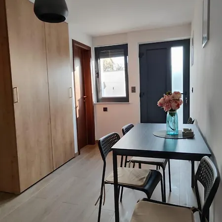 Apartman Modern 4 Stars With Terace & Free Parking Šibenik