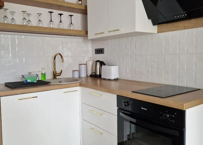 아파트 Modern 4 Stars Apartment With Terace & Free Parking 시베니크