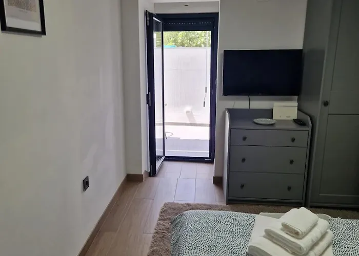 아파트 Modern 4 Stars Apartment With Terace & Free Parking